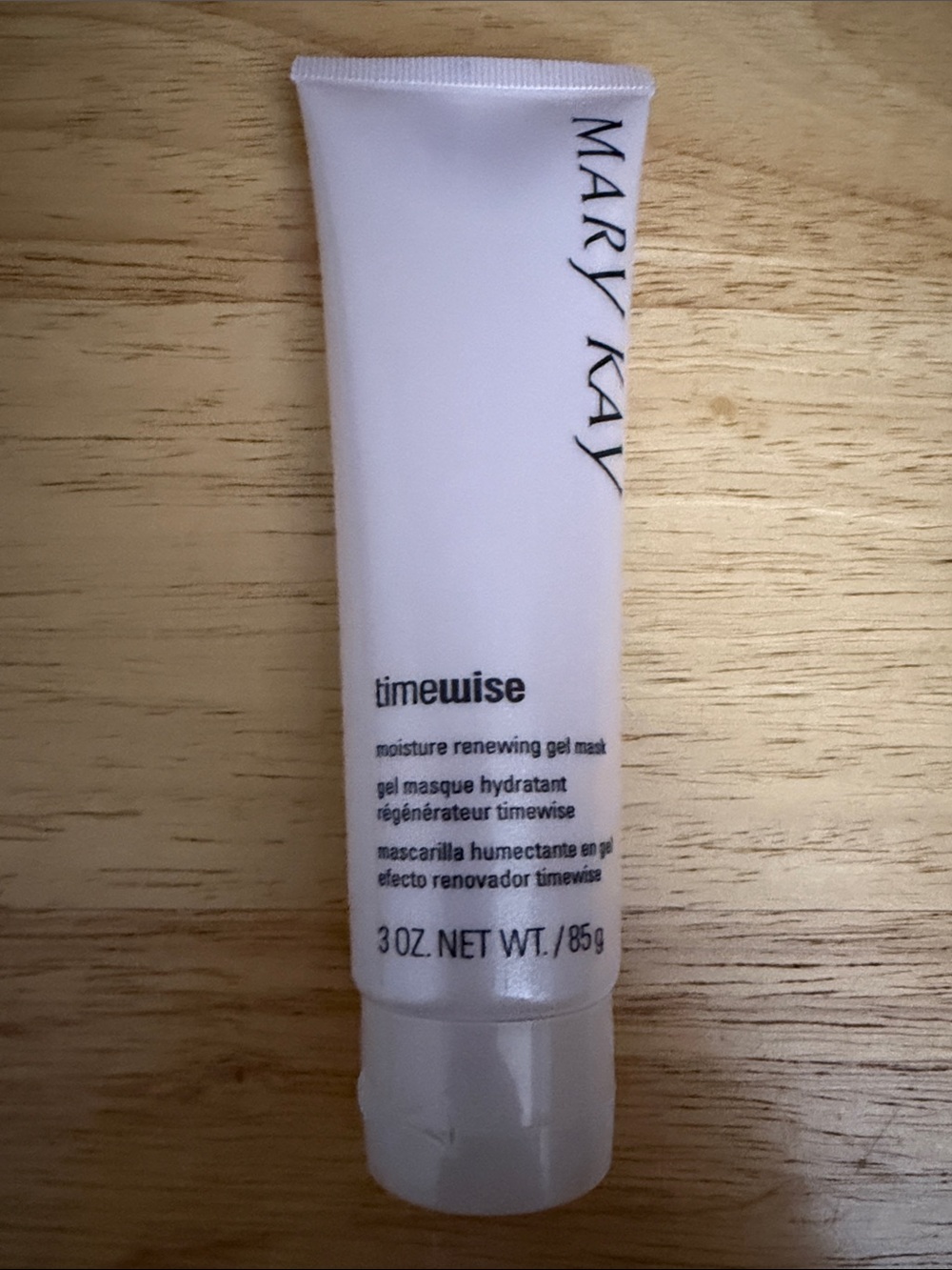 Mary Kay TimeWise Moisture Renewing Gel Mask - light pink tube